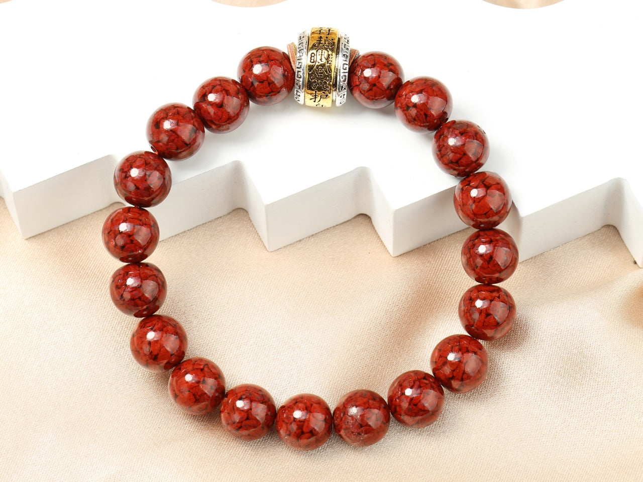 Crystal cinnabar bracelet 10mm
