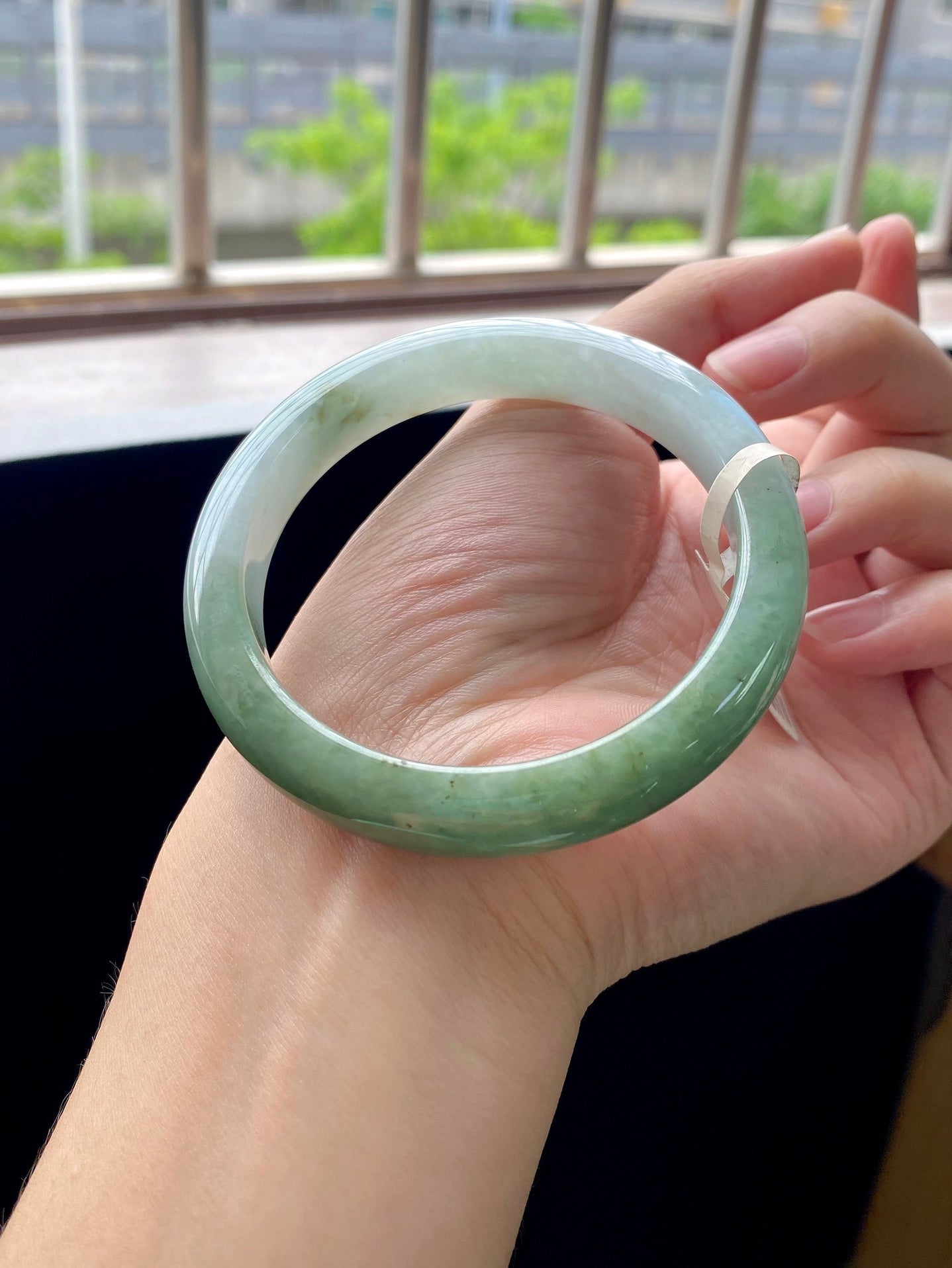 Lake Green HalfMountain Half Water Round Bangle (Finished, Crack Special Offer) | Item No. HY-5467 | Size O8.4-11.6-8.4