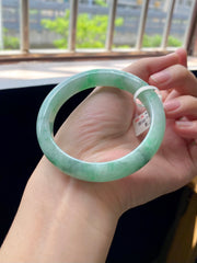 Green Floral Drifting Round Bangle (Finished) | Item No. HY-5385 | Size O55.8-11.8-8.2