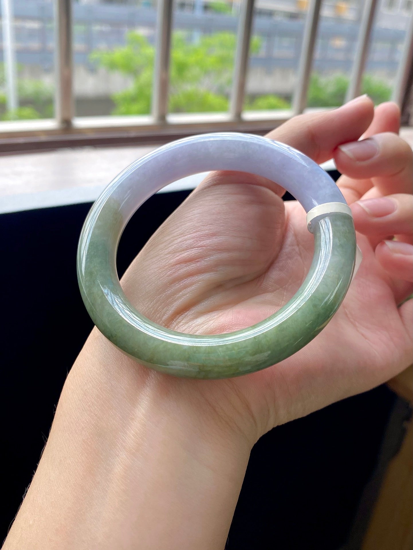 Half Mountain Half Water Round Bangle