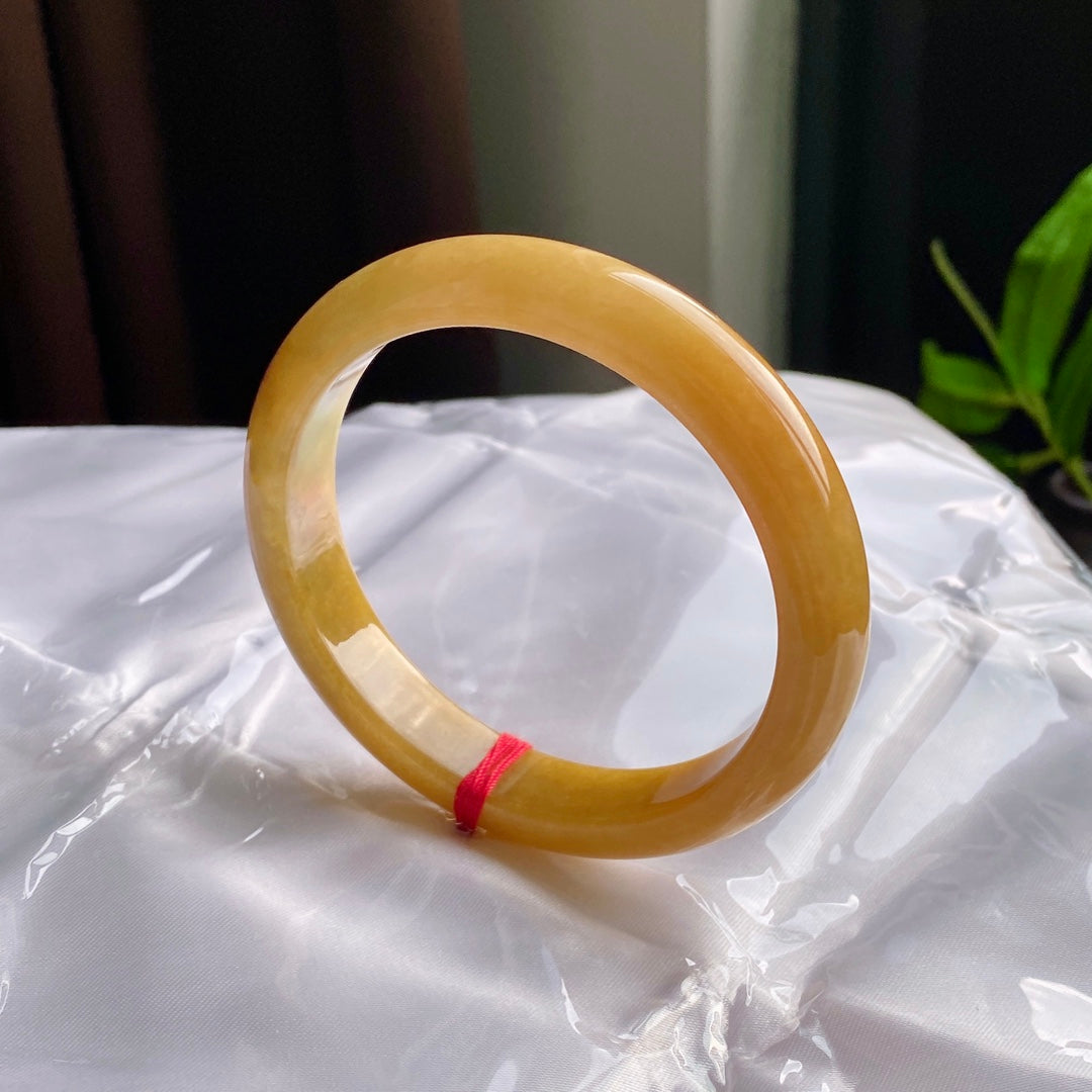 Yellow Jadeite Bangle