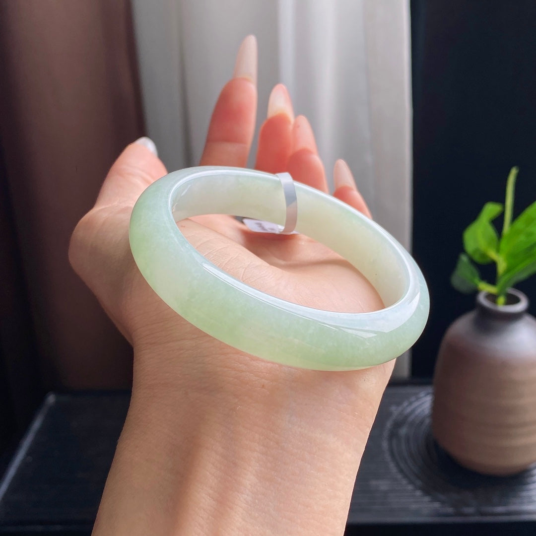 Sweet Light Green Jadeite Bangle