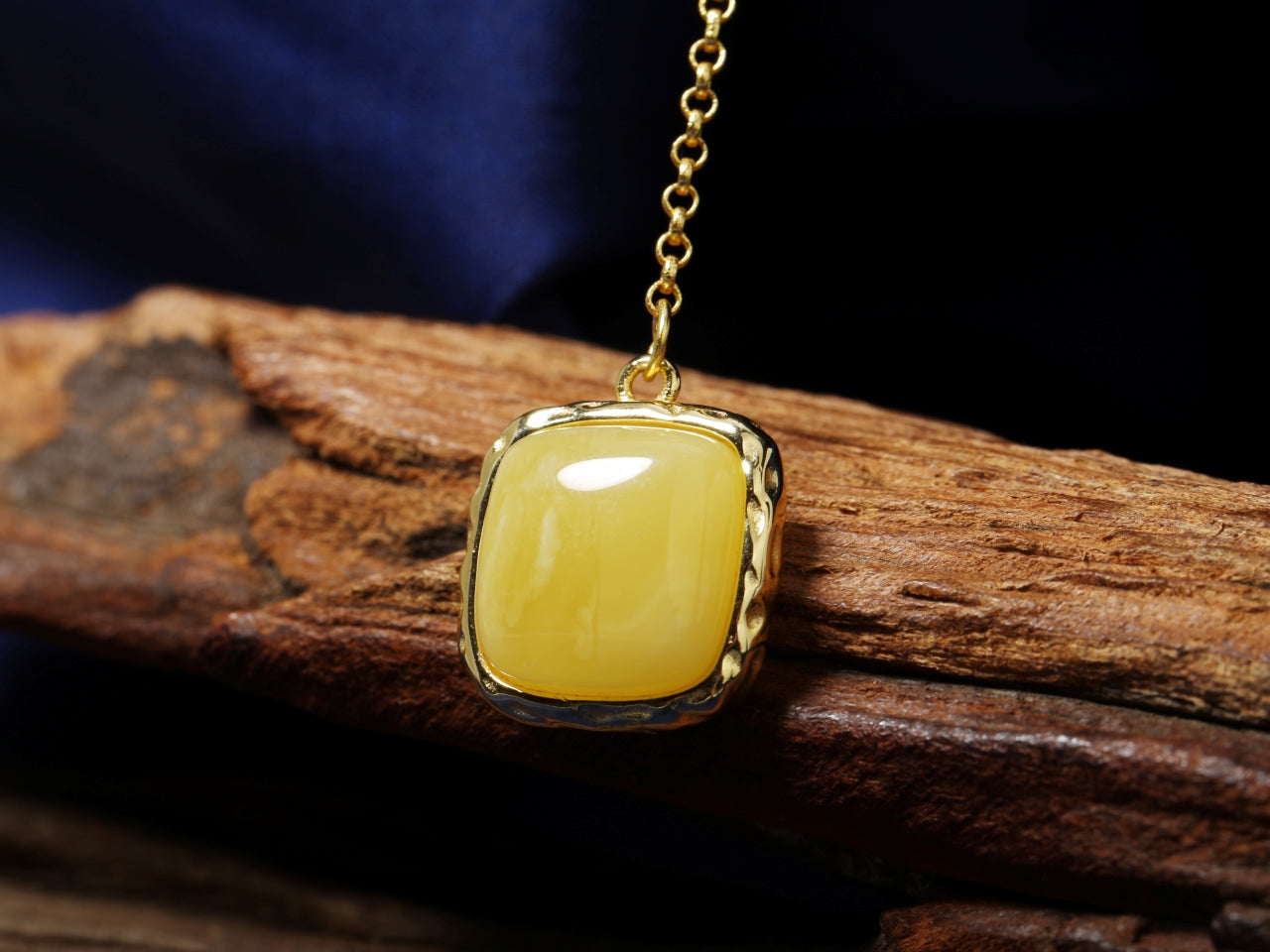 Sterling Silver Amber Necklace