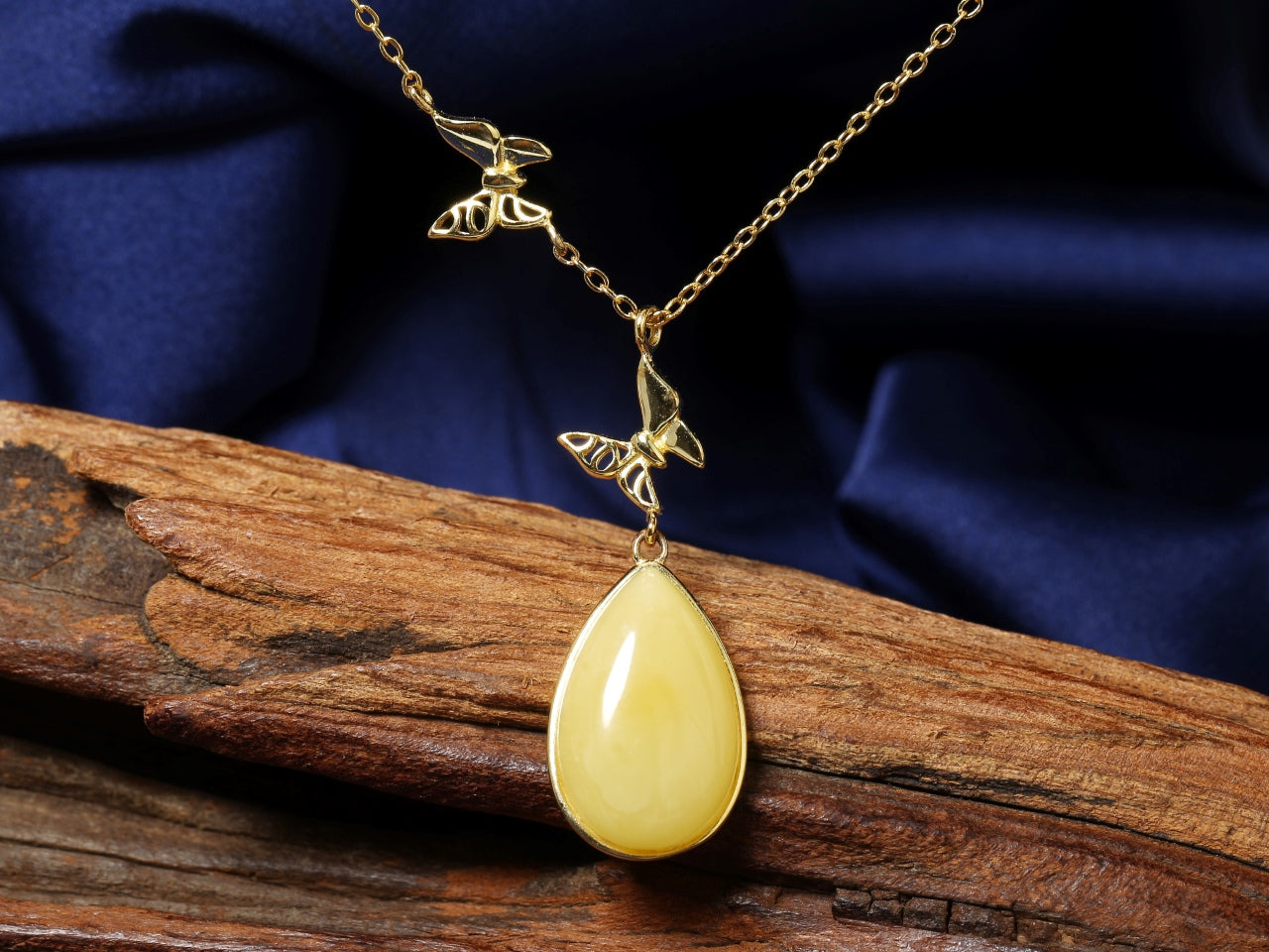 Sterling Silver Amber Necklace