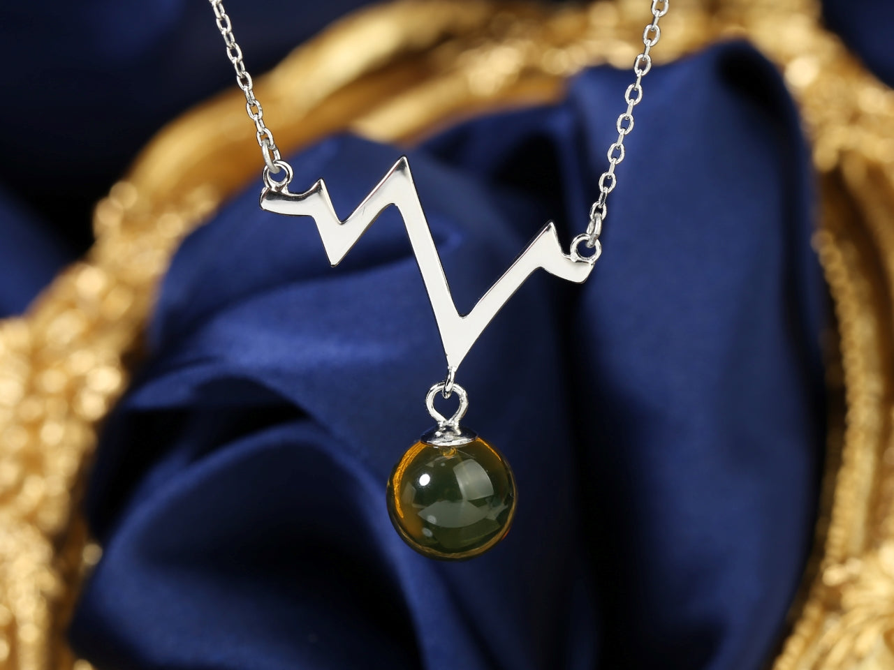S925 Lightning-Accent Blue Platinum Necklace
