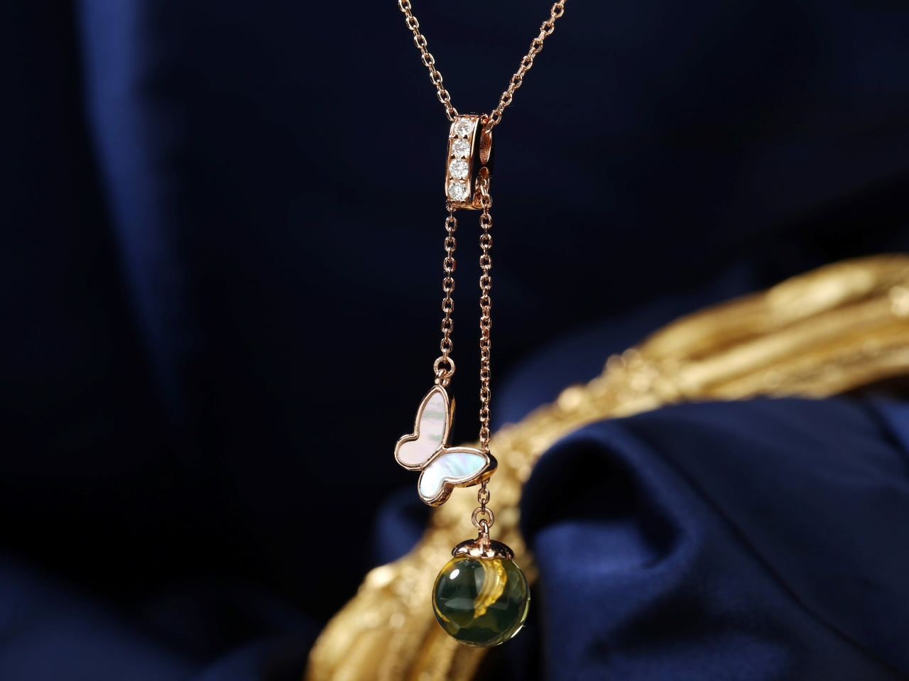 Sterling Silver Lightning-Shape Blue Platinum Necklace