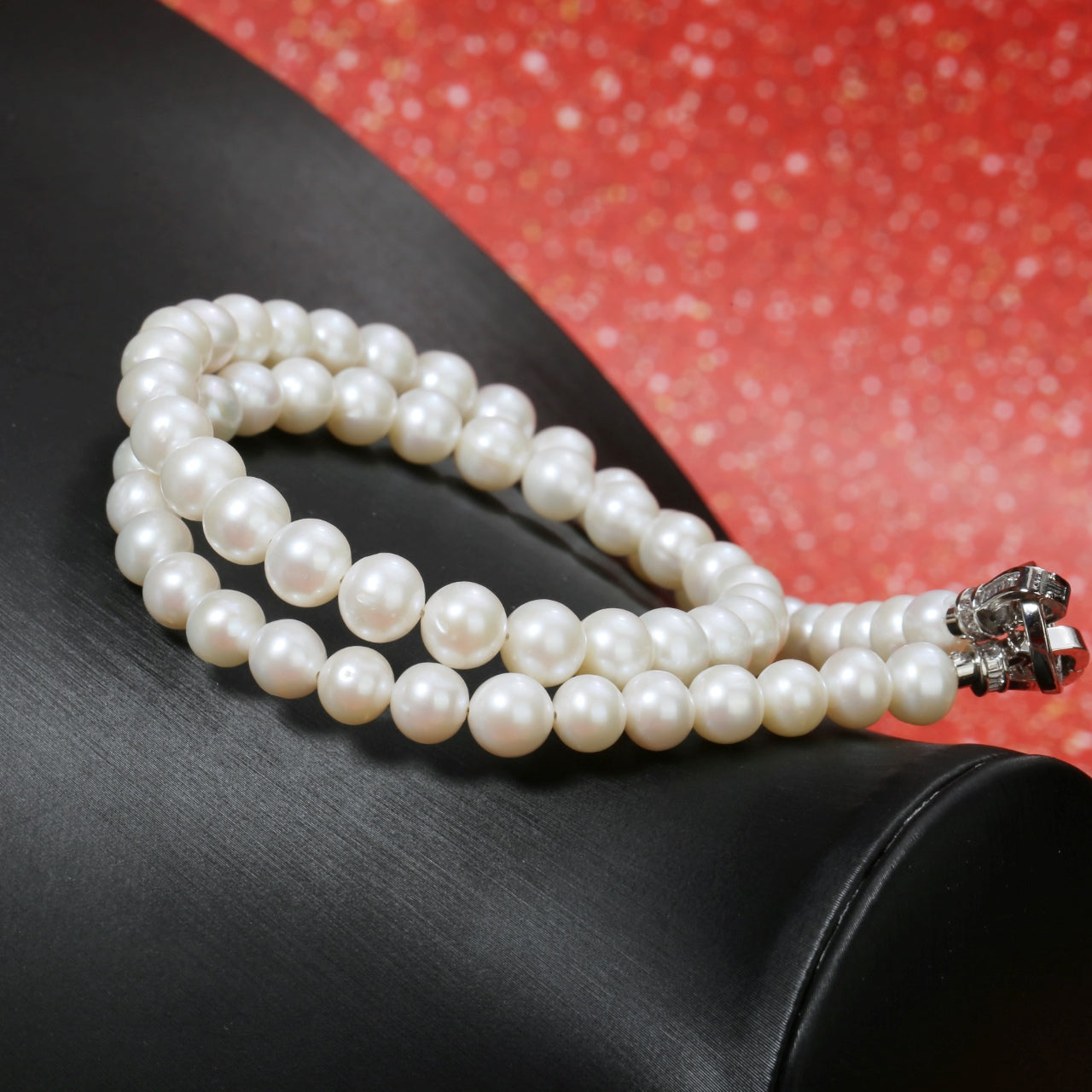 Freshwater High-Luster Pearl Necklace