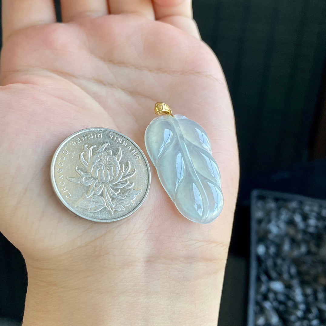 18K Gold Icy Jadeite Leaf/Ruyi Pendant