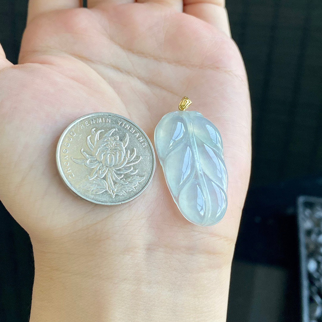 18K Gold Icy Jadeite Leaf/Ruyi Pendant
