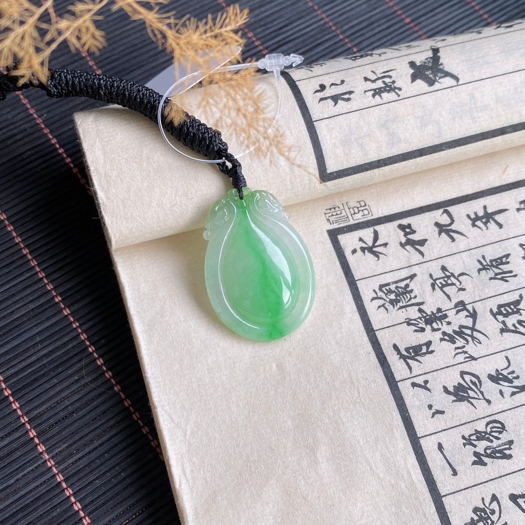 Green Veined Jadeite Pendant
