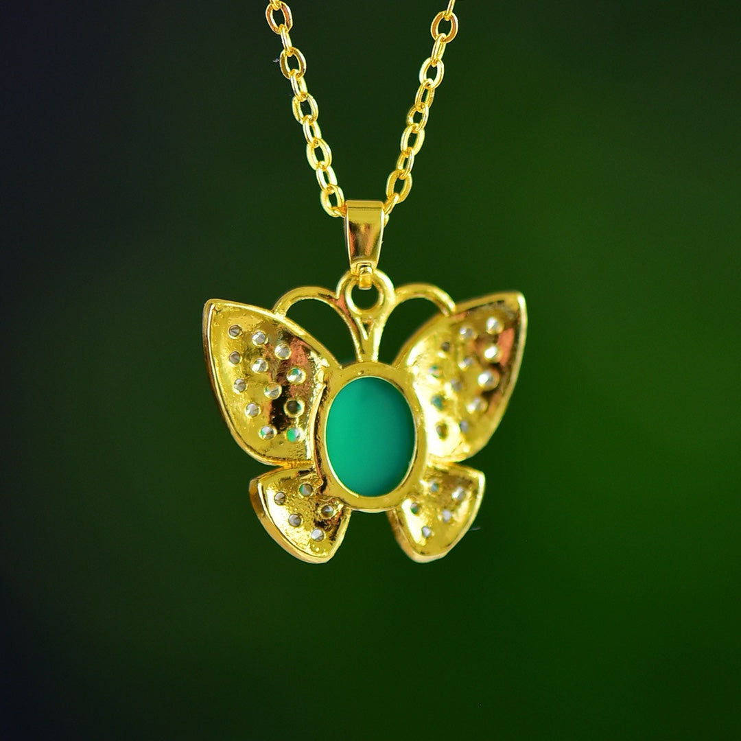 Inlaid Green Chalcedony Pendant