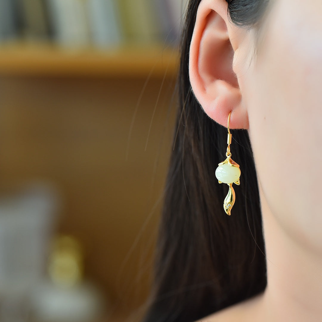 Natural Nephrite Jade Cabochon Fox Dangle Earrings &nbsp;
