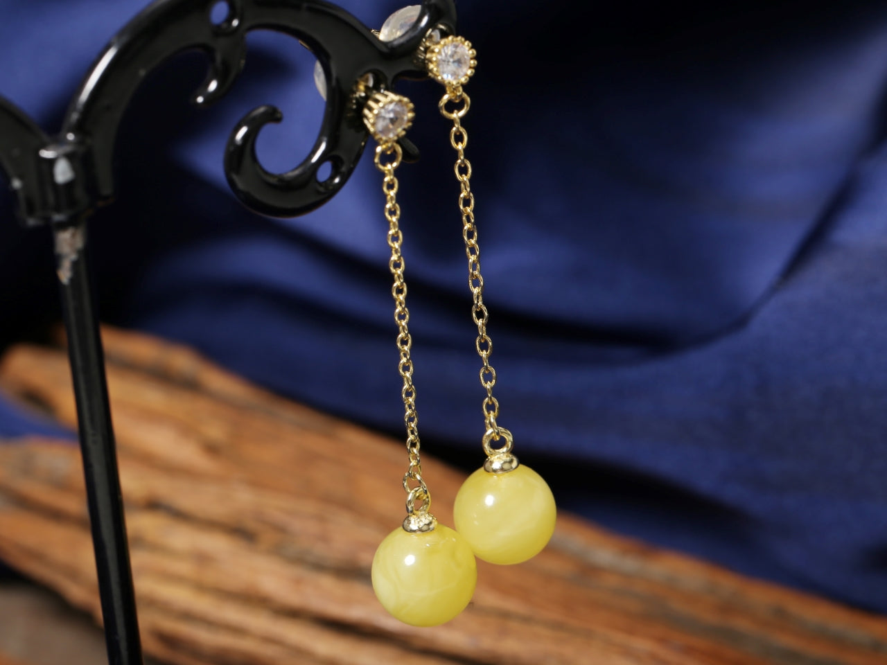 S925 Sterling Silver Beeswax Amber Earrings