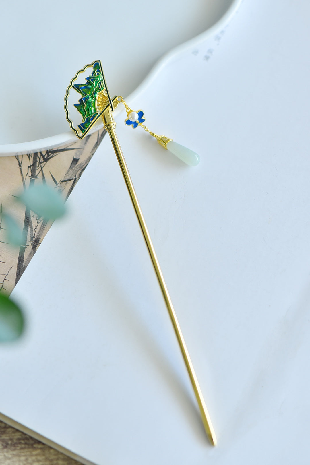 Inlaid Hetian White Jade & Enamel Fan-Shaped Hairpin