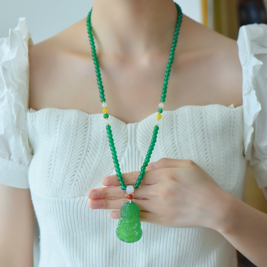 : Exquisite Green Agate Guanyin Pendant