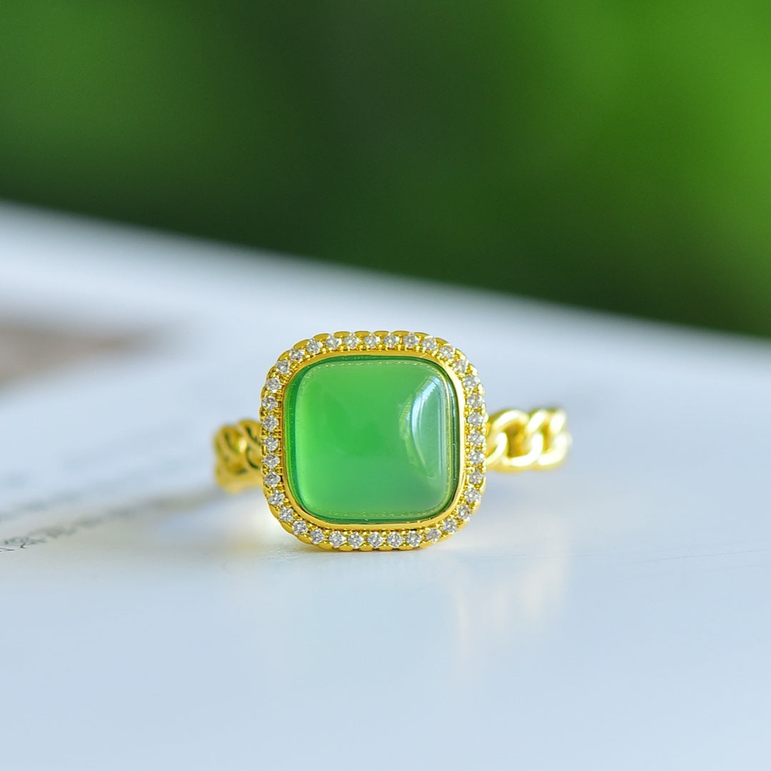 Green Chalcedony Sugar Loaf Cut Ring