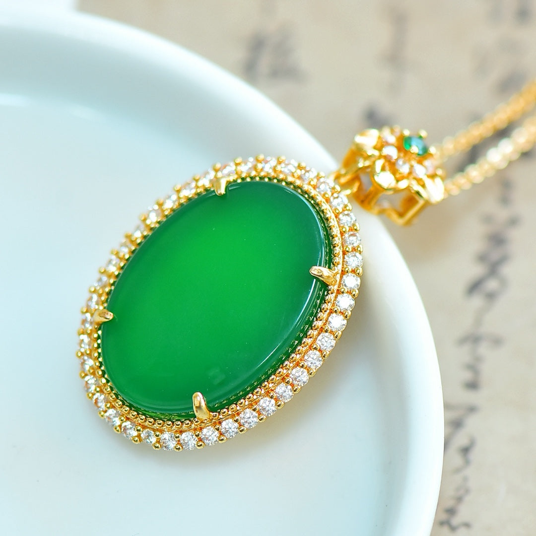 Green Chalcedony (Chalcedony) Inlaid Round Flat Peace Plaque Pendant