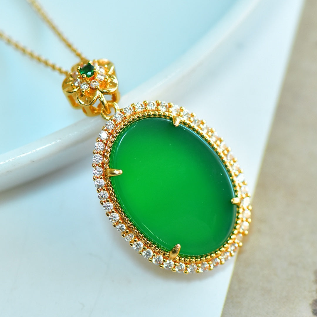 Green Chalcedony (Chalcedony) Inlaid Round Flat Peace Plaque Pendant