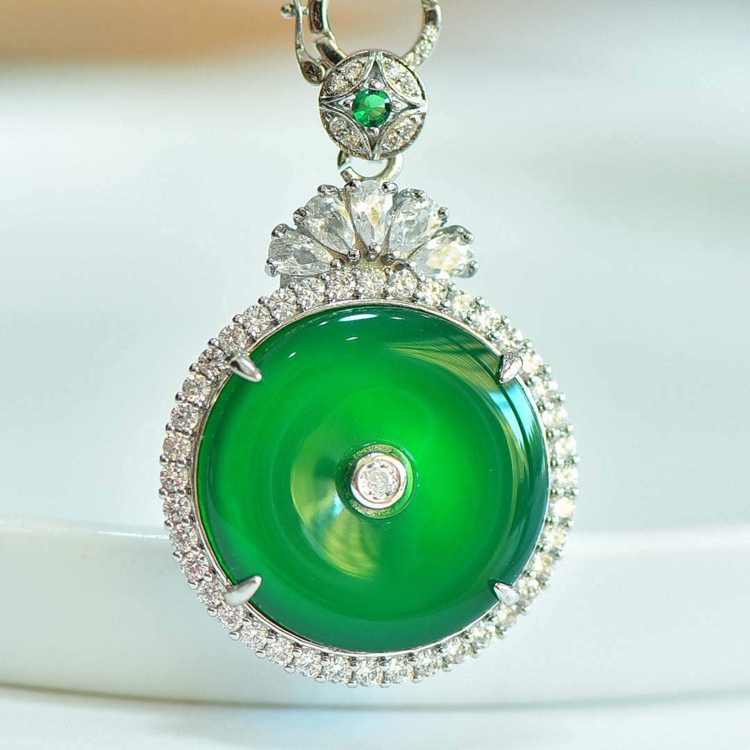 Green Chalcedony (Chalcedony) Inlaid Peace Circle Pendant