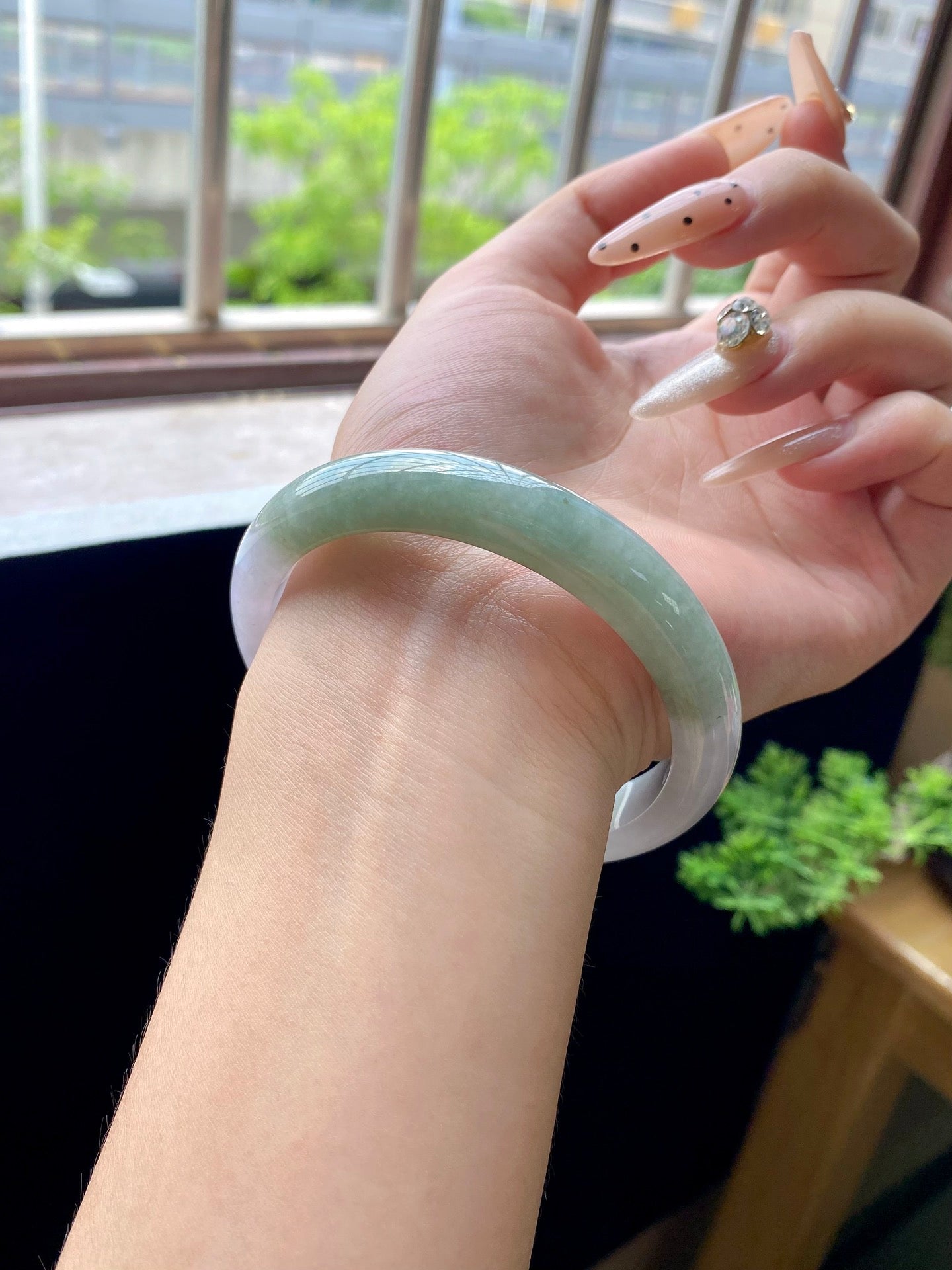 Clear Sky Base Princess Bangle (Oval Shape)