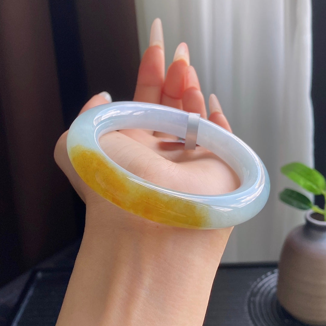 Jadeite Bangle with Drifting Yellow