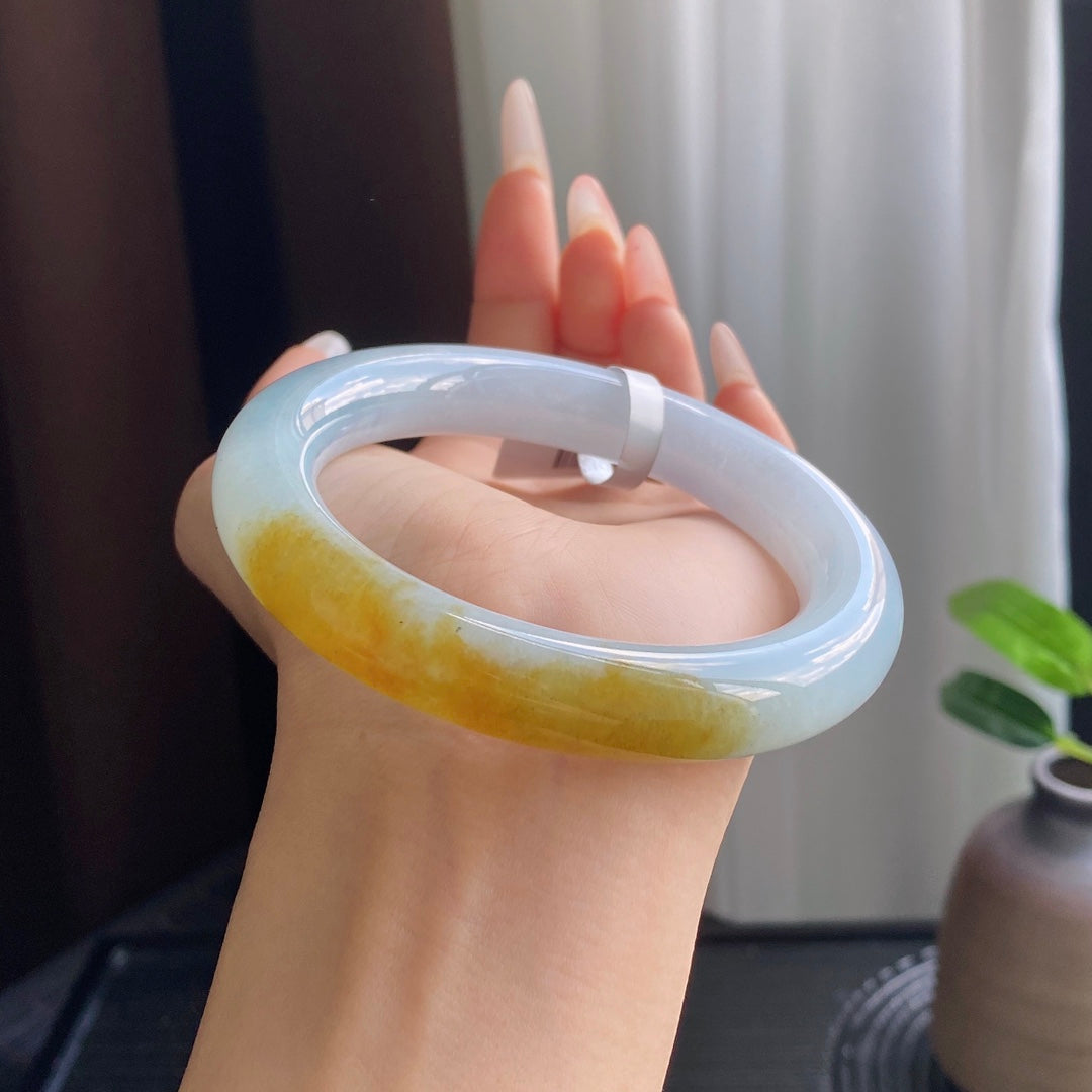 Jadeite Bangle with Drifting Yellow