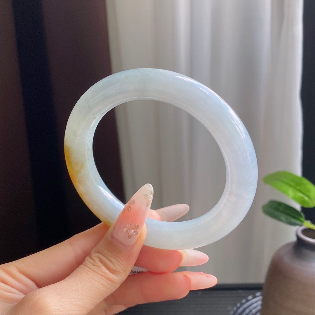 Jadeite Bangle with Drifting Yellow