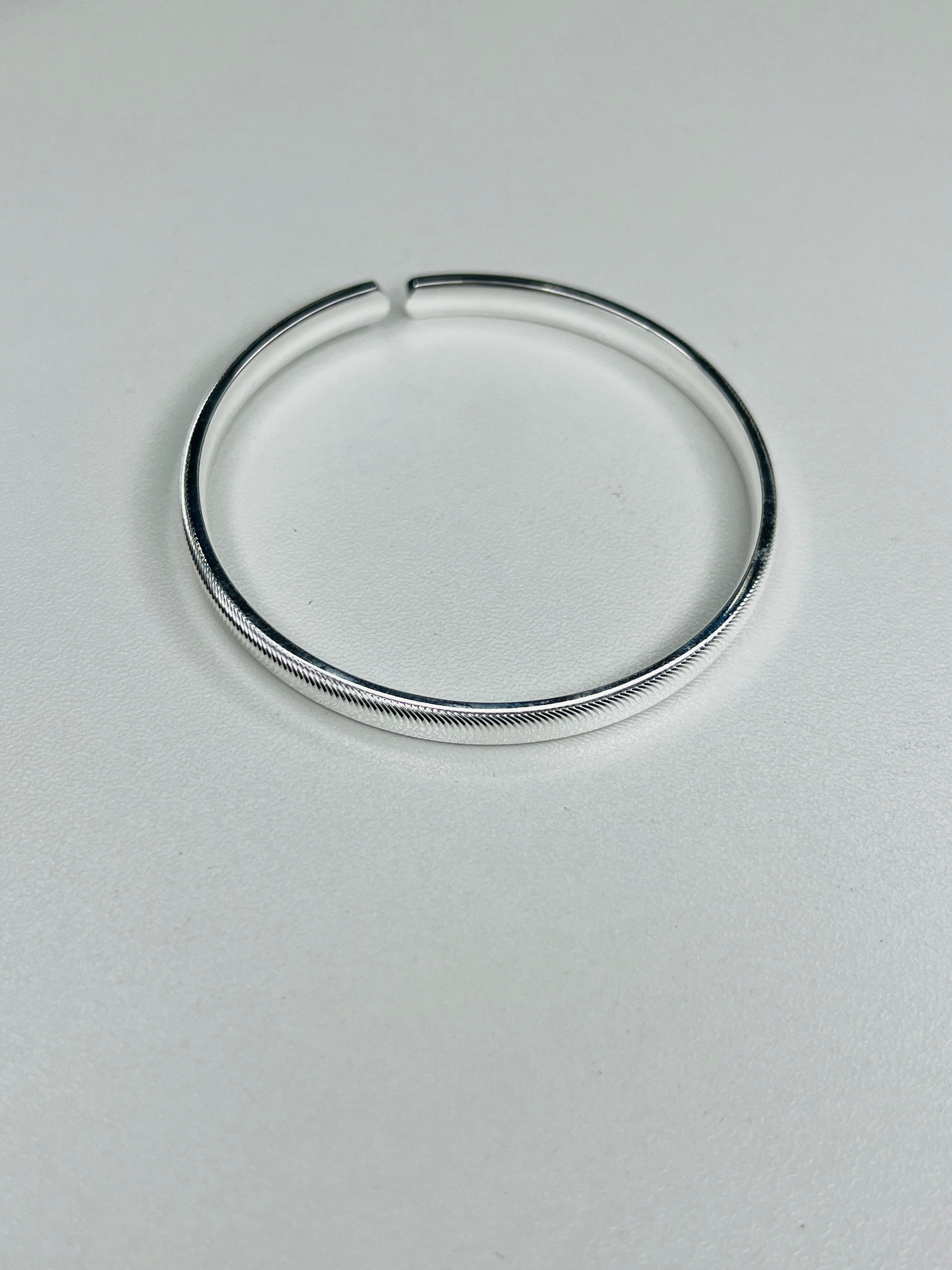 Golden Cat's Eye Open Cuff Bracelet