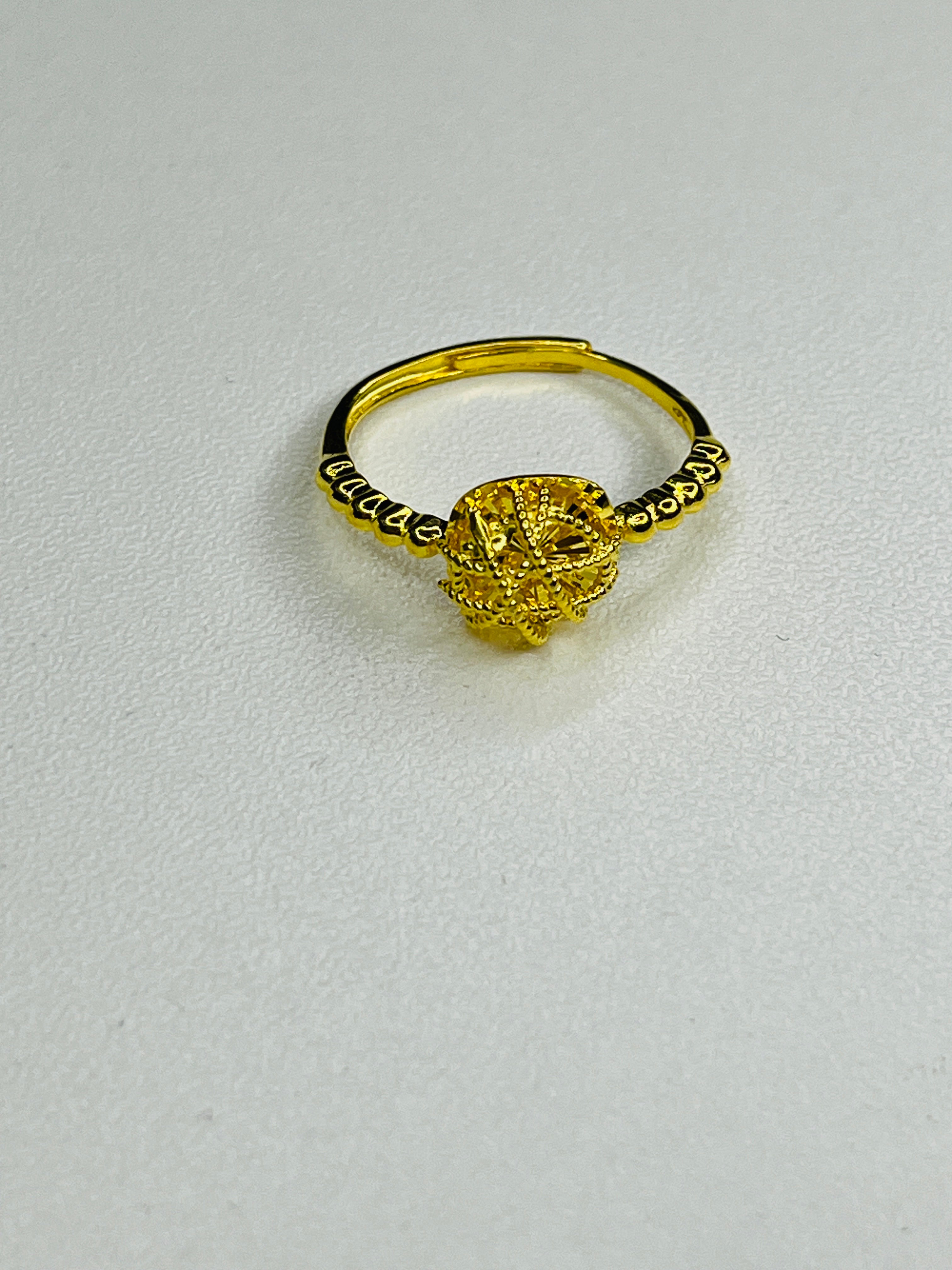 Gold-Plated Silver Hollow Filigree Square Sugar Ring