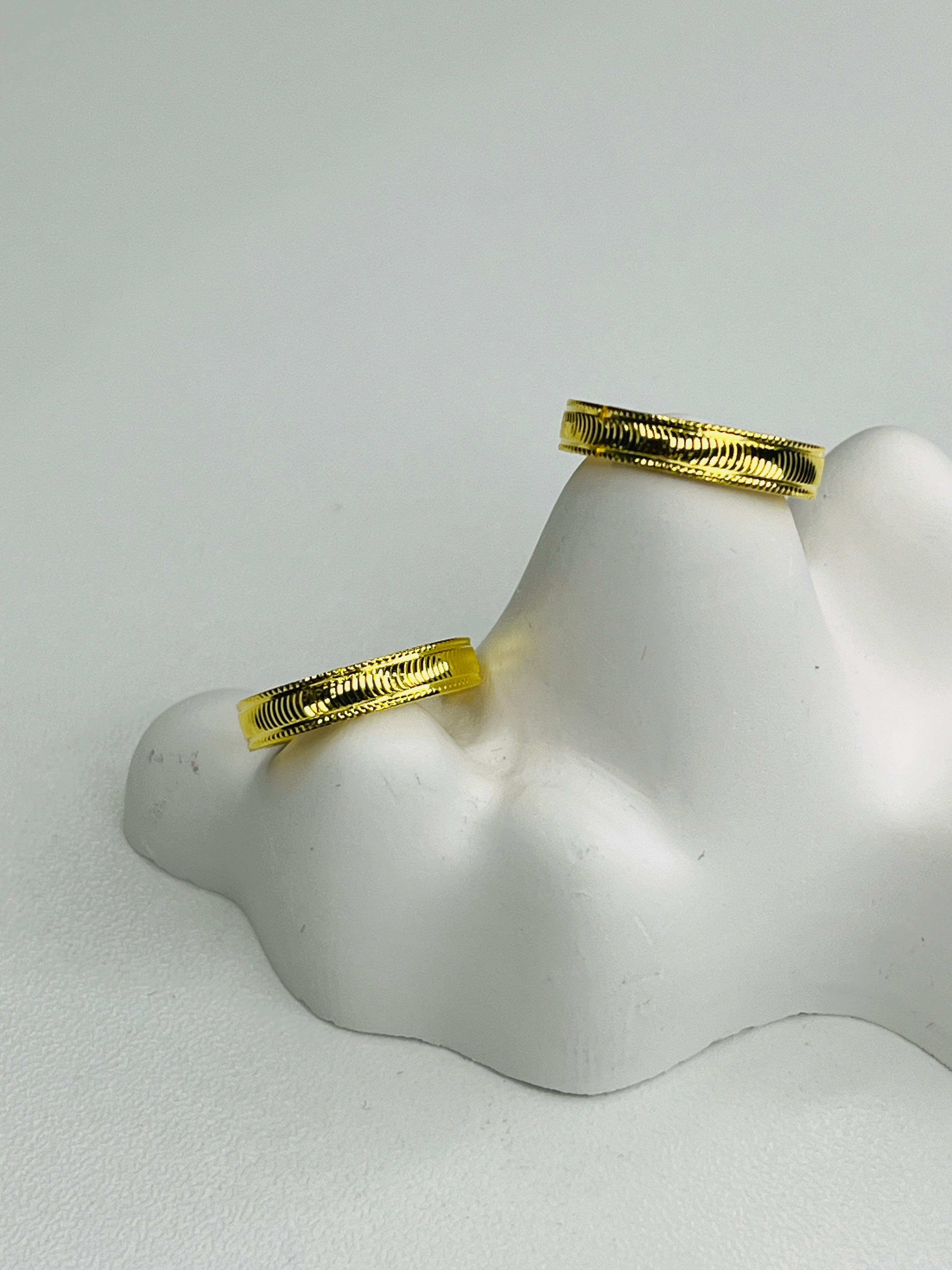 Gold-Plated Silver Cat's Eye Hoop Earrings