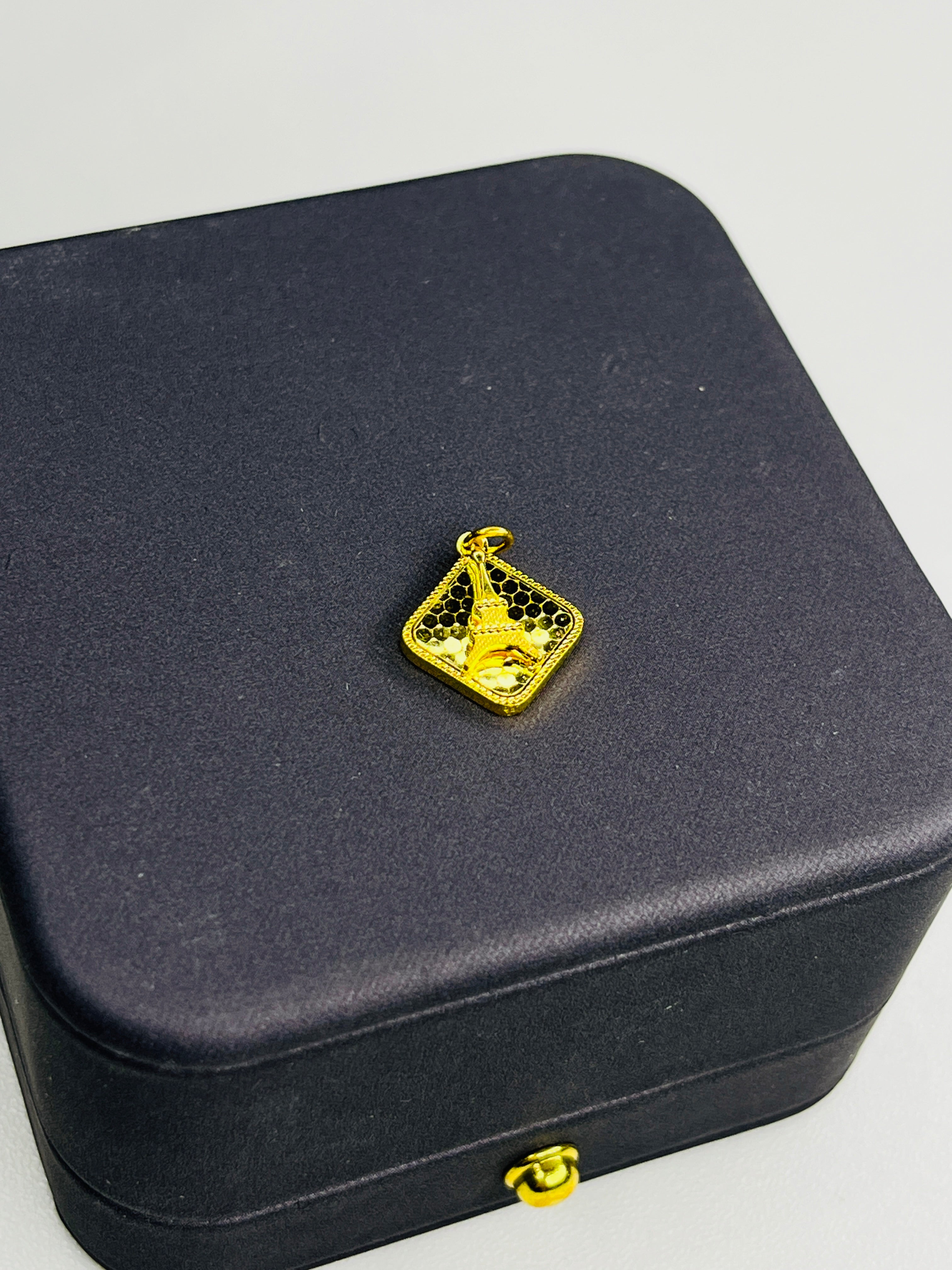 Gold-Plated Silver Square Pendant with Pagoda Design Necklace