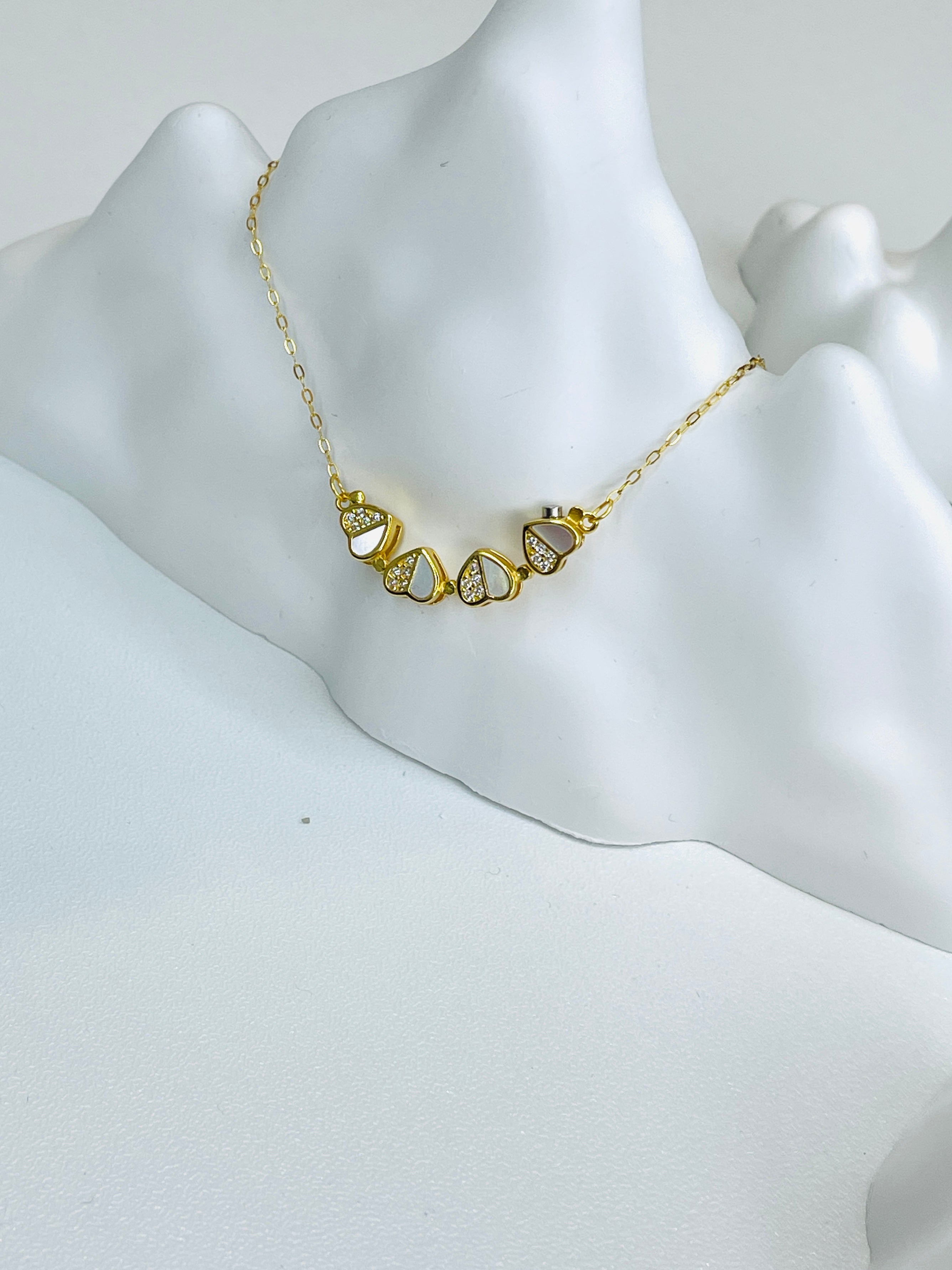 Gold Heart & Clover Mother-of-Pearl Necklace Set