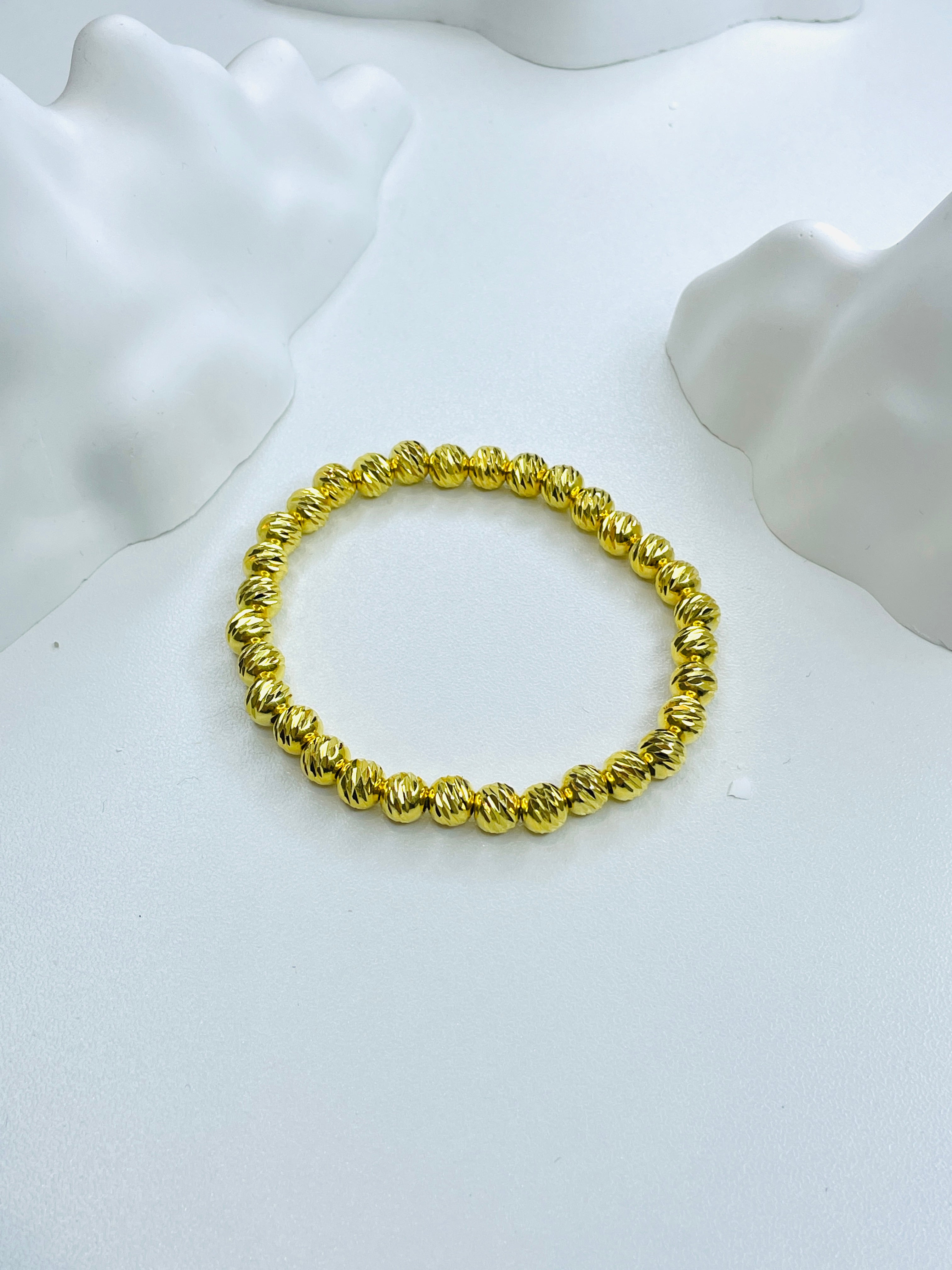 Gold Oblique-Cut Bead Bracelet