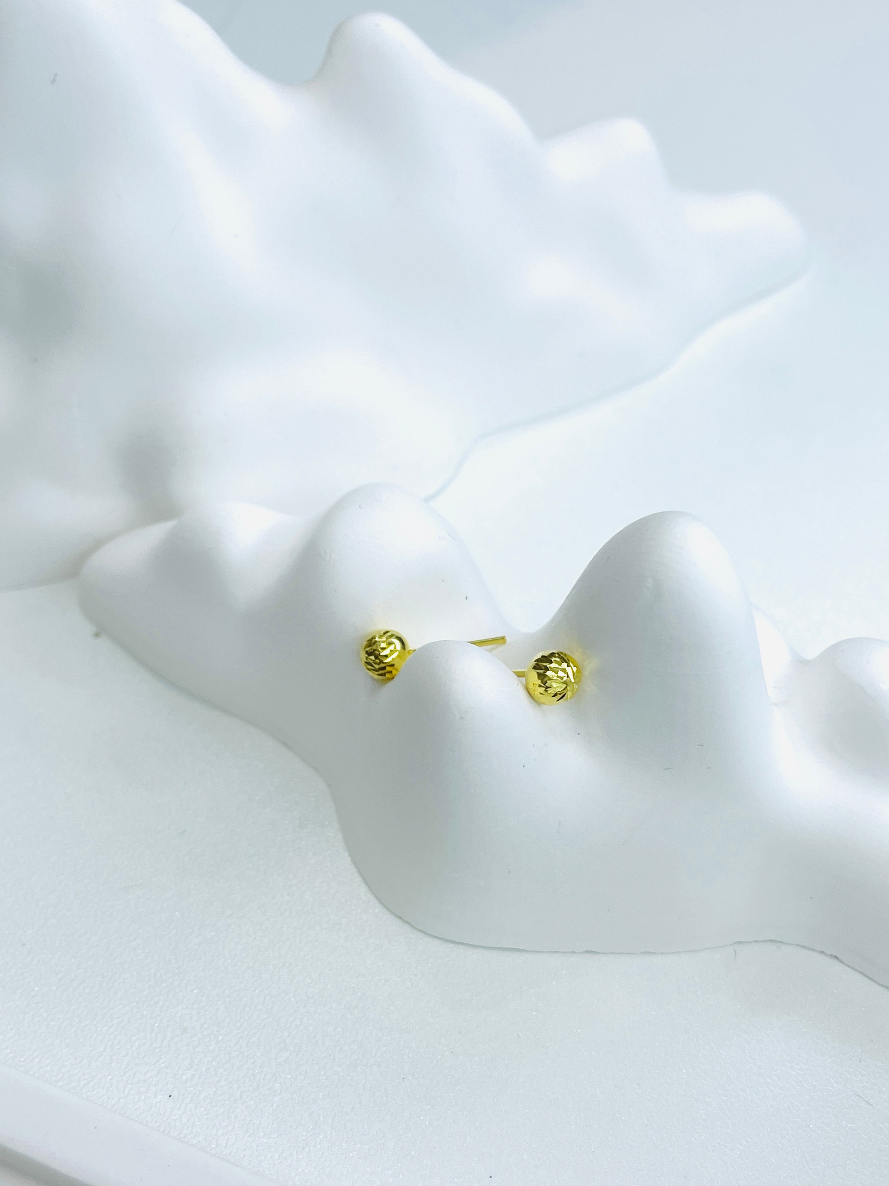 Gold Textured Ear Studs