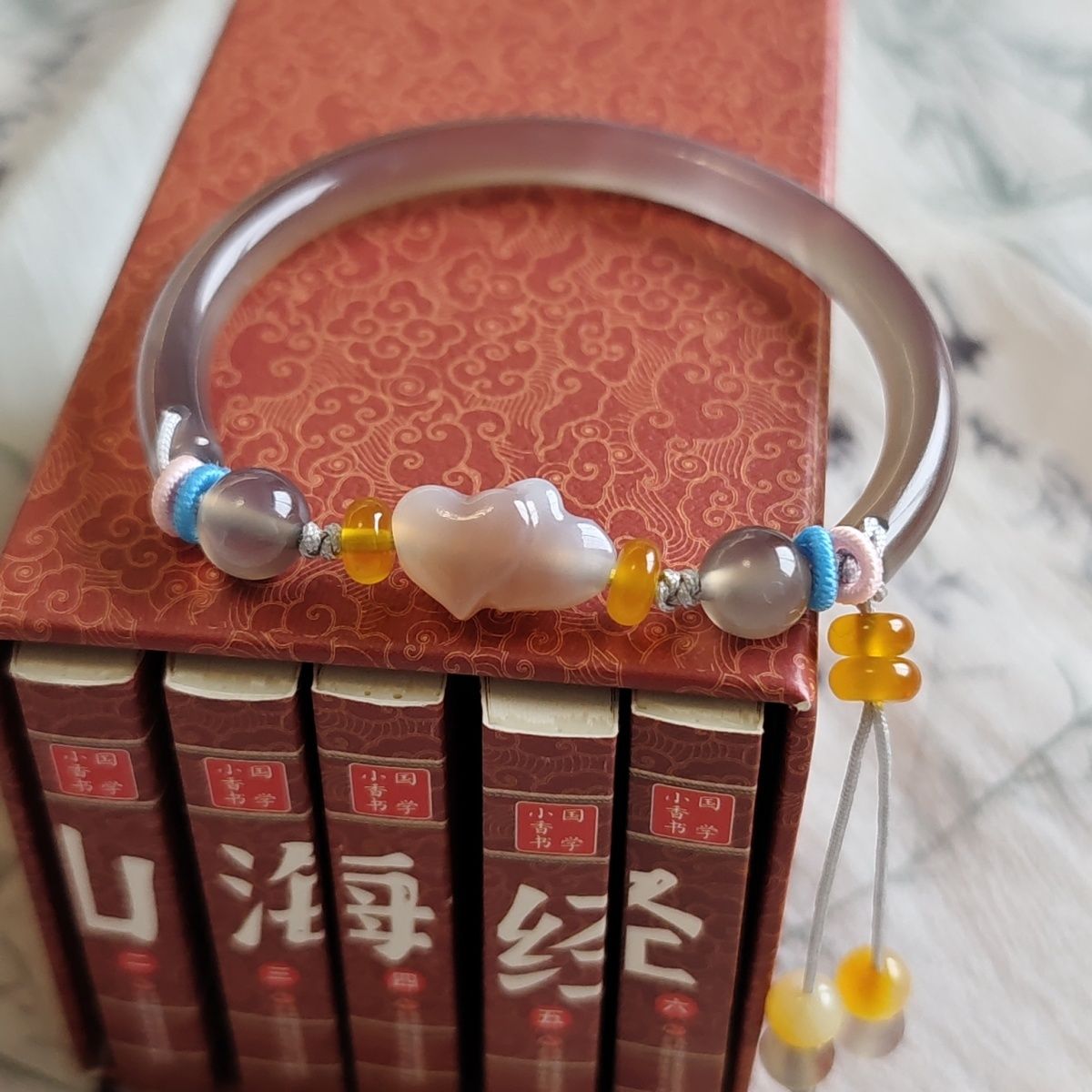 Natural Agate Half-Bangle (New Original Design) - Vintage Ancient-Style