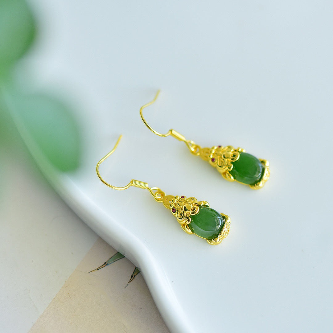 Insert Hotan Jade jasper to launch high-quality earrings; Egg noodles attract wealth, Pixiu earrings