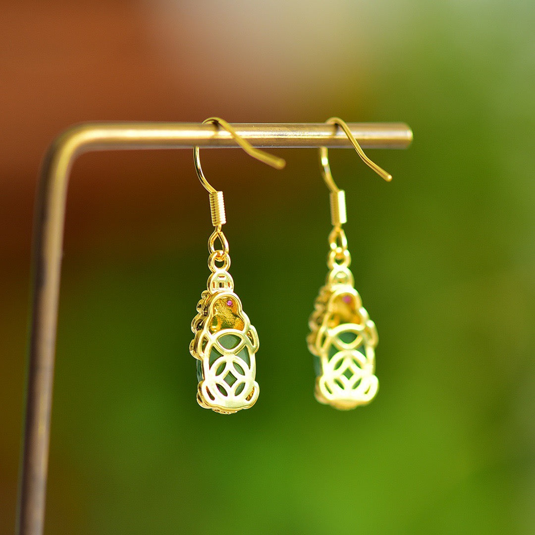 Insert Hotan Jade jasper to launch high-quality earrings; Egg noodles attract wealth, Pixiu earrings