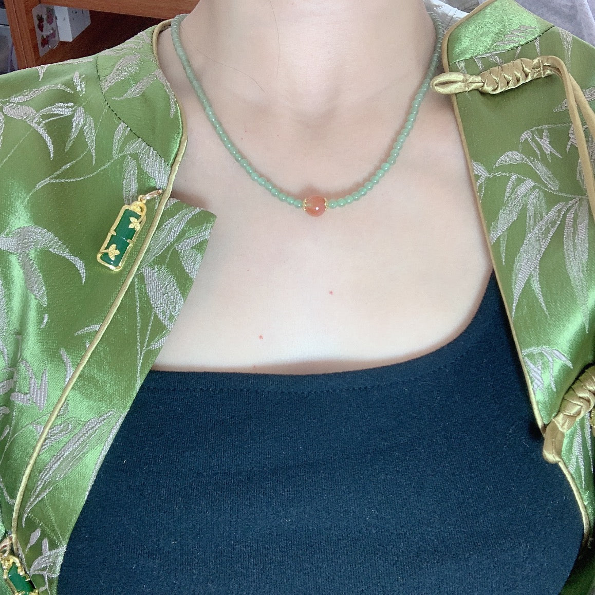 Hetian Yuqing Water Collar Chain