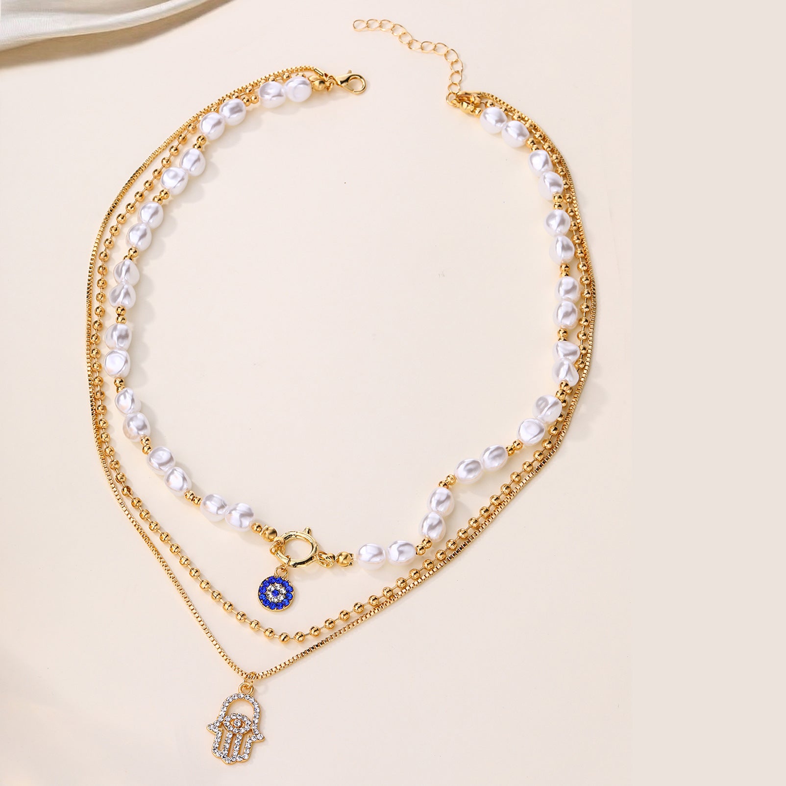 Alloy Inlaid Diamond Pendant Pearl Necklace