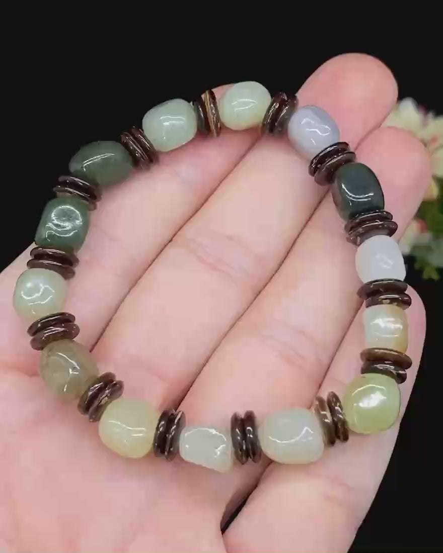 Load video: Hetian Jade Free-Form Bracelet | 8mm+·
